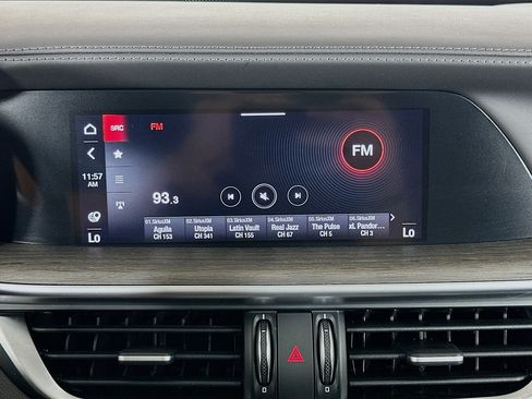 Used 2022 Alfa Romeo Stelvio Ti image 21