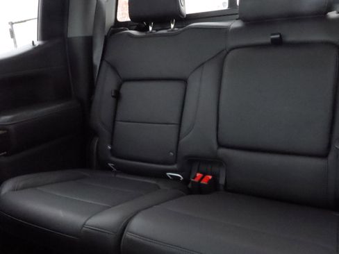 Certified 2022 GMC Sierra 1500 SLT w/ SLT Premium Plus Package image 13