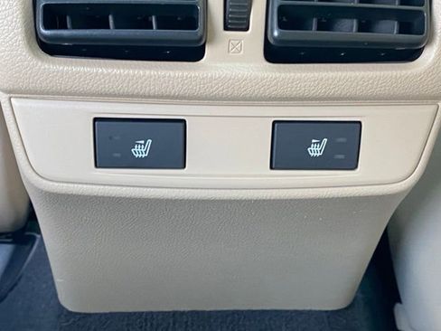 Used 2017 Subaru Outback 2.5i Limited image 20