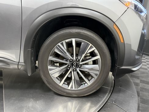 Certified 2027 INFINITI QX60 Luxe w/ Cargo Package FWD image 9