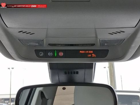 Used 2024 GMC Terrain SLE FWD image 14