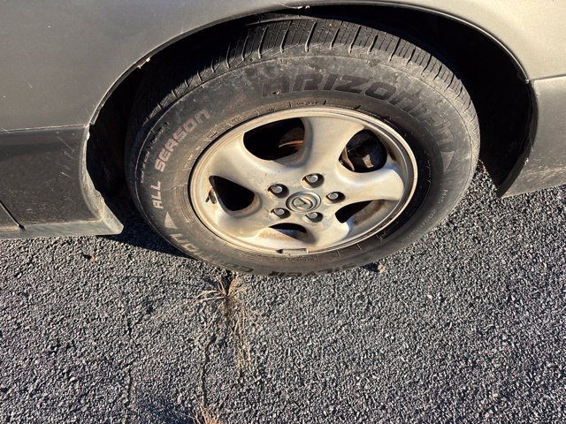 Used 1999 Lexus ES 330 FWD image 10