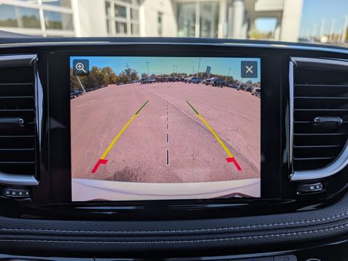 New 2026 Chrysler Pacifica Select w/ S Appearance Package image 30