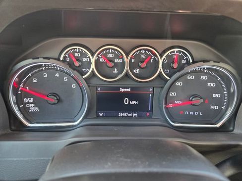 Used 2022 Chevrolet Silverado 1500 LT AWD/4WD image 30