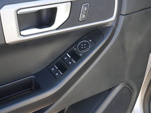 Used 2022 Ford Explorer 4WD image 15