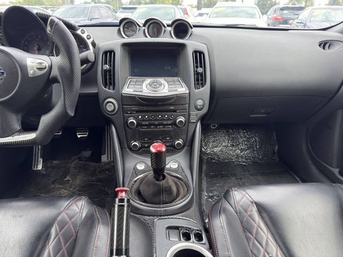 Used 2014 Nissan 370Z Touring w/ Sport Package RWD image 16