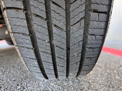 Used 2010 Toyota Prius Five image 51