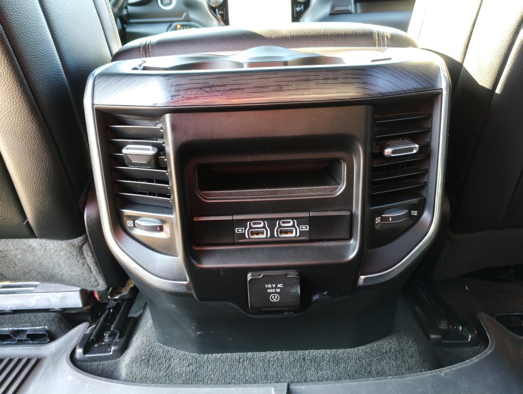 Used 2023 RAM 1500 Laramie AWD/4WD image 9