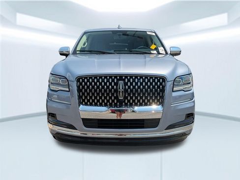Used 2023 Lincoln Navigator L Black Label AWD/4WD image 3