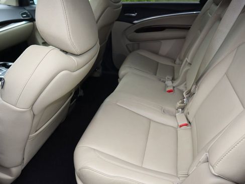 Used 2020 Acura MDX SH-AWD image 17