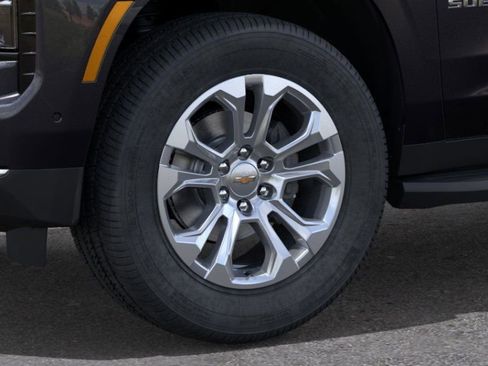 New 2026 Chevrolet Suburban LS RWD image 9
