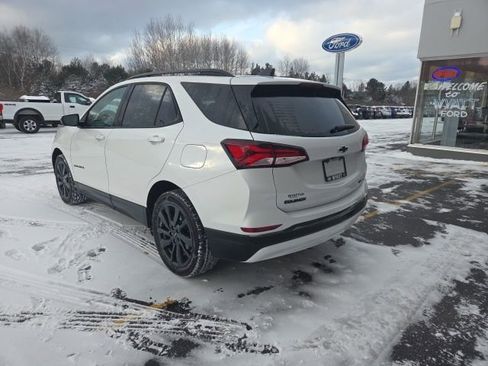 Used 2023 Chevrolet Equinox RS w/ LPO, Floor Liner Package image 8