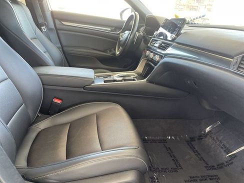 Used 2022 Honda Accord Sport image 25