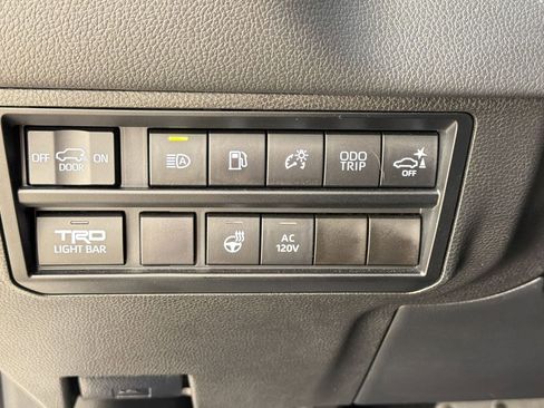 Used 2023 Toyota Sequoia TRD Pro AWD/4WD image 19