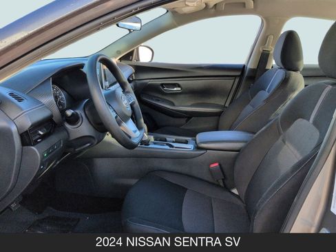 Used 2024 Nissan Sentra SV image 15