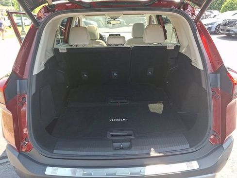 Used 2023 Nissan Rogue SL AWD/4WD image 29