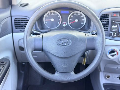 Used 2011 Hyundai Accent GS w/ Premium Pkg 3 FWD image 16