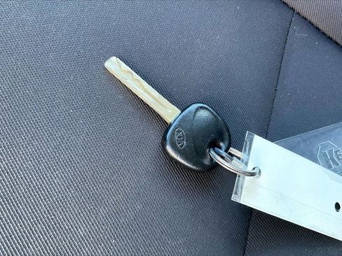 Used 2016 Kia Soul image 11