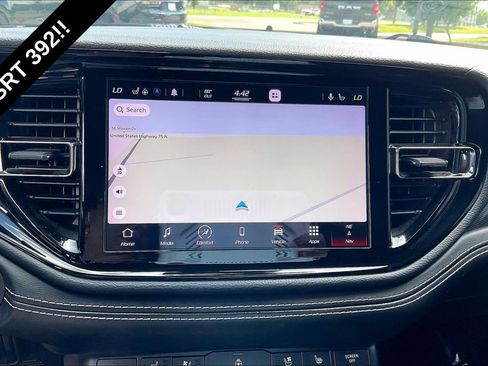 Used 2021 Dodge Durango SRT w/ Technology Group AWD/4WD image 34