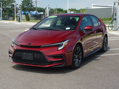 Used 2025 Toyota Corolla XSE FWD image 24