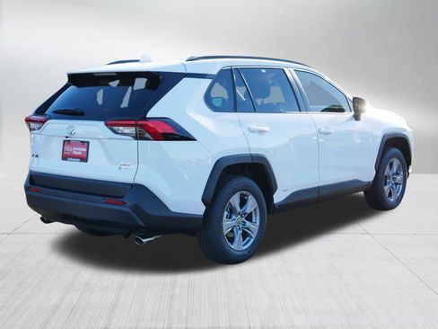 Certified 2025 Toyota RAV4 XLE image 7