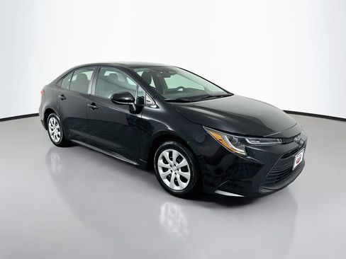 Used 2024 Toyota Corolla LE FWD image 3