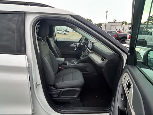 New 2026 Ford Explorer Active AWD/4WD image 14