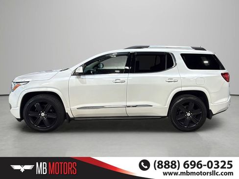 Used 2017 GMC Acadia Denali w/ Technology Package AWD/4WD image 6