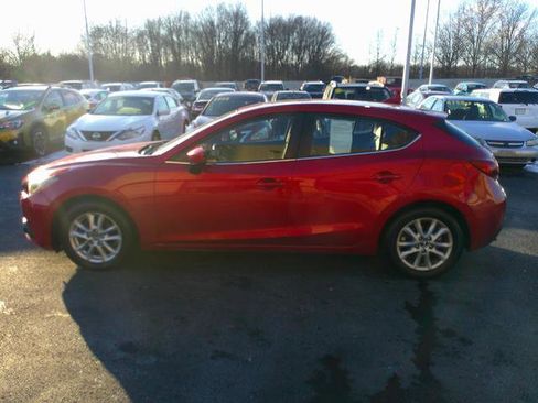 Used 2015 MAZDA MAZDA3 i Grand Touring image 3