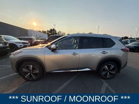 Used 2021 Nissan Rogue SL AWD/4WD image 5