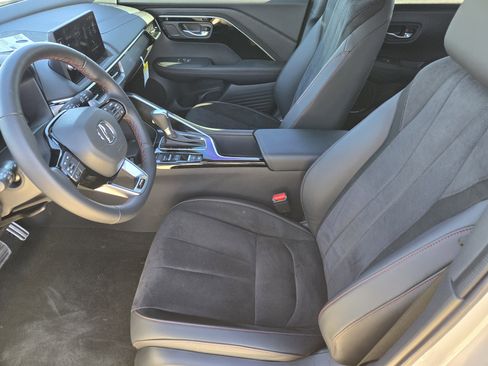 Certified 2025 Acura ADX A-Spec image 20