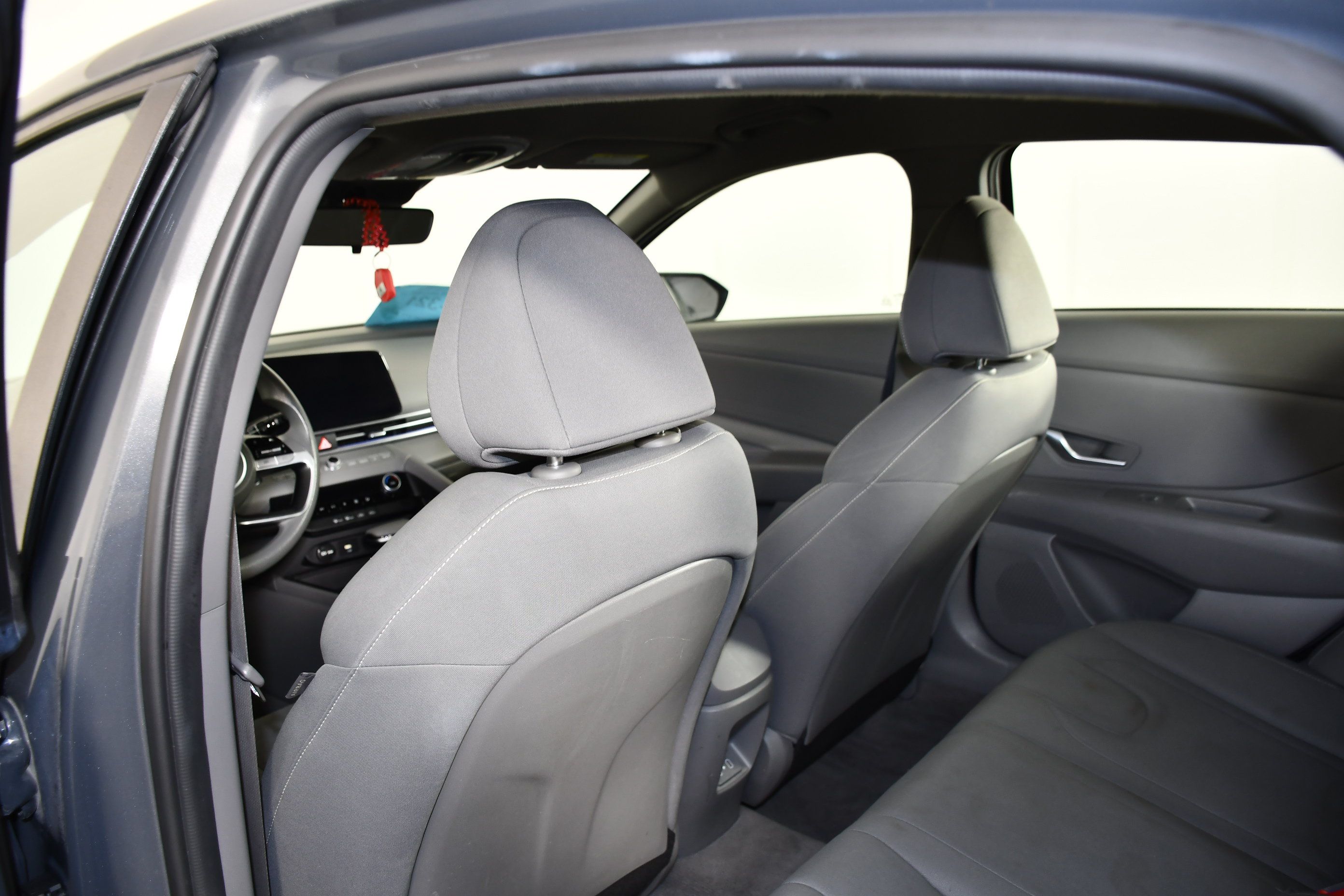 Used 2024 Hyundai Elantra SEL FWD image 49