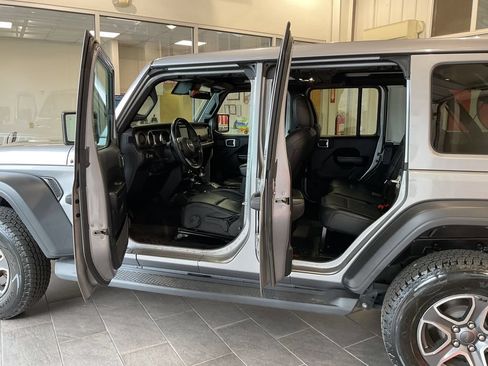 Used 2020 Jeep Wrangler Unlimited Sport S w/ Sun And Sound Package AWD/4WD image 11