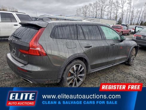 Used 2021 Volvo V60 T5 Cross Country w/ Advanced Package image 5