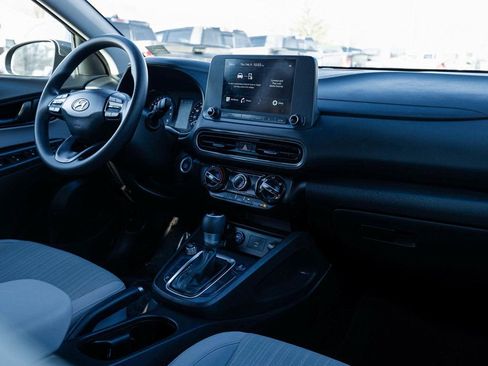 Used 2023 Hyundai Kona SEL image 31