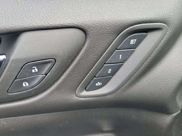 Certified 2023 GMC Acadia AT4 w/ Technology Package AWD/4WD image 13