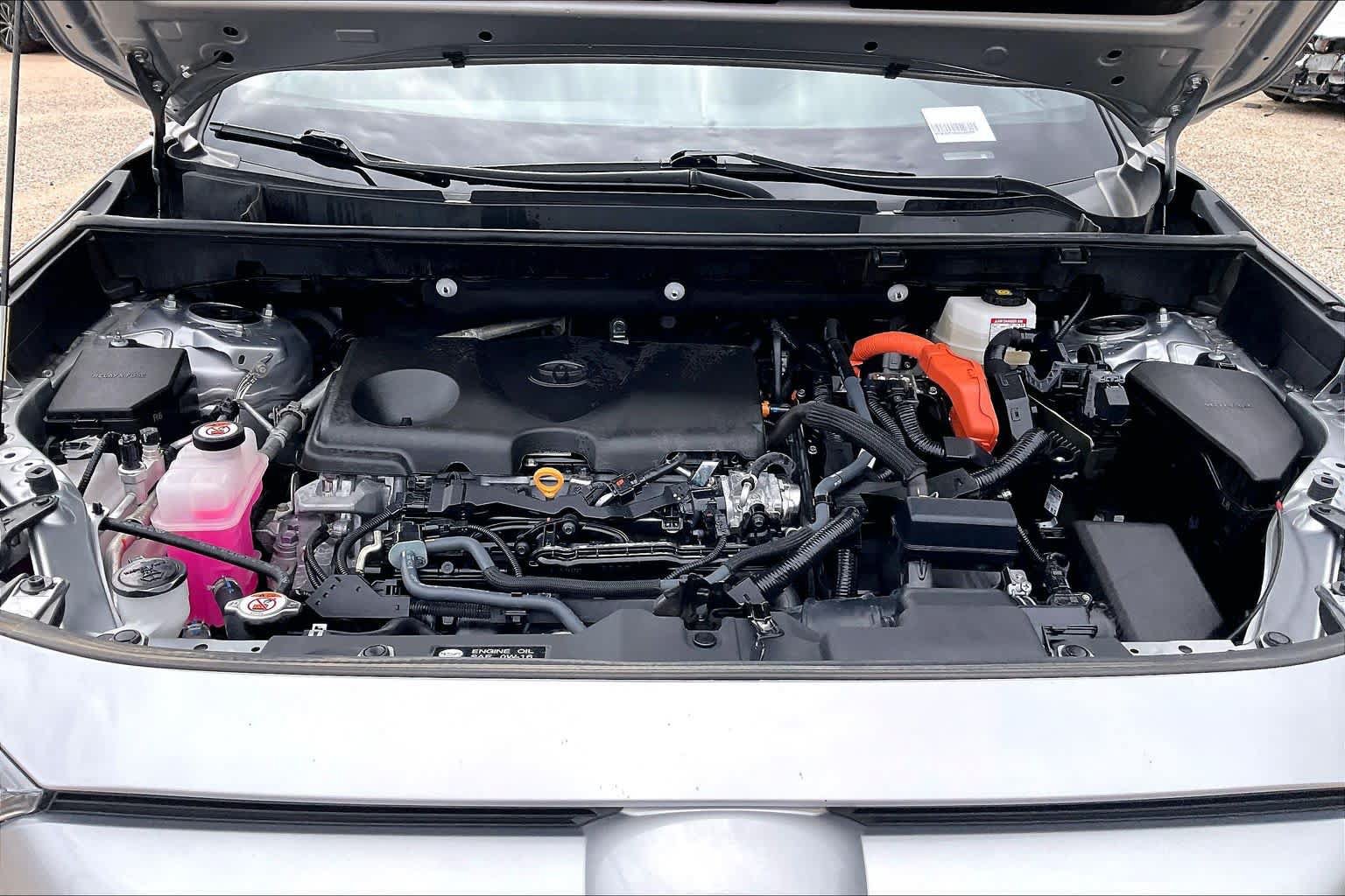 Used 2025 Toyota RAV4 XSE AWD/4WD image 31