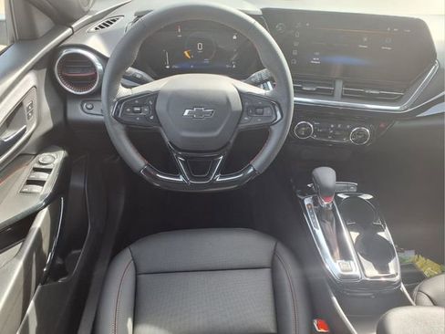 New 2026 Chevrolet Trax RS image 7