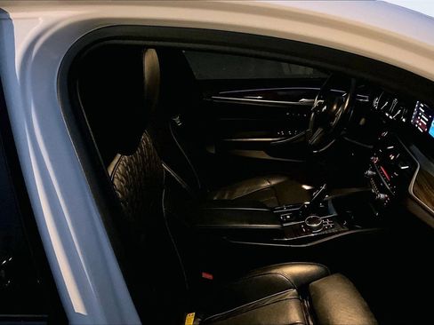 Used 2018 BMW 540i image 29