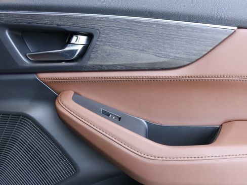 Used 2022 Acura MDX SH-AWD w/ Advance Package image 38
