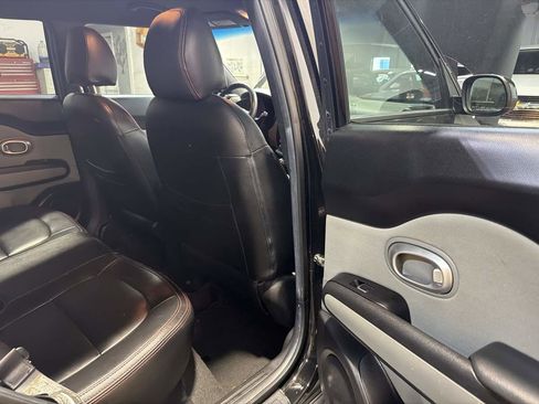 Used 2018 Kia Soul image 22