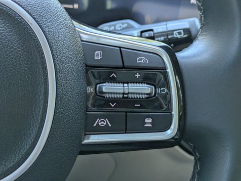 Certified 2024 Kia Sorento X-Line EX AWD/4WD image 23