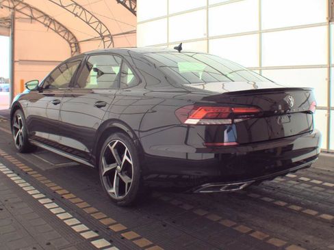 Used 2021 Volkswagen Passat 2.0T R-Line FWD image 14