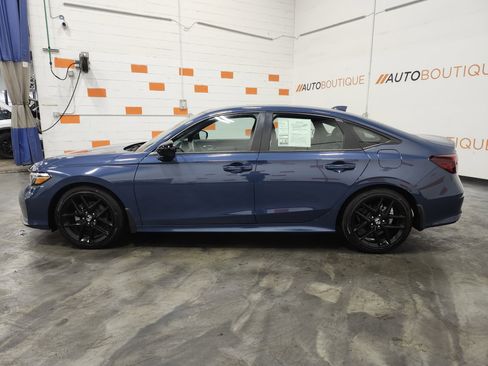 Used 2025 Honda Civic Sport image 14