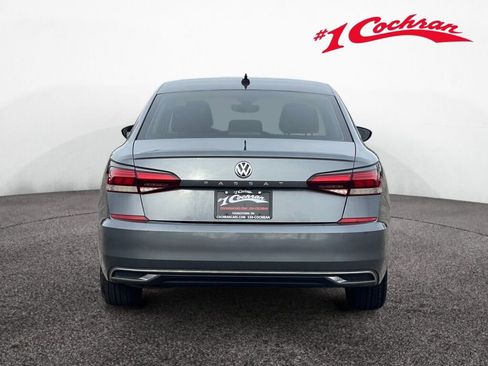 Used 2020 Volkswagen Passat 2.0T SE image 6