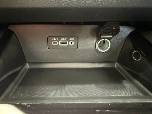 Used 2024 Nissan Altima 2.5 SV FWD image 33