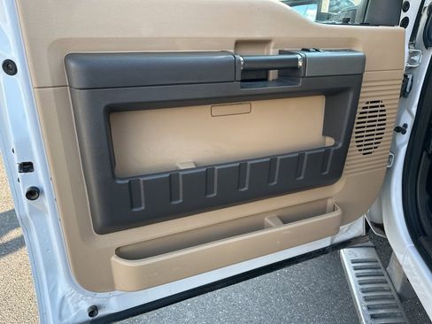 Used 2011 Ford F350 Lariat w/ Lariat Ultimate Pkg image 10