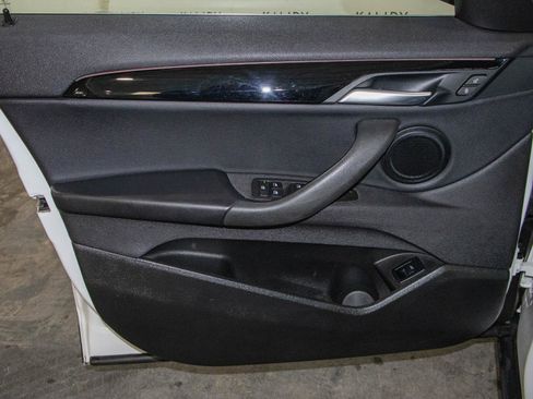 Used 2018 BMW X2 sDrive28i w/ Convenience Package image 11