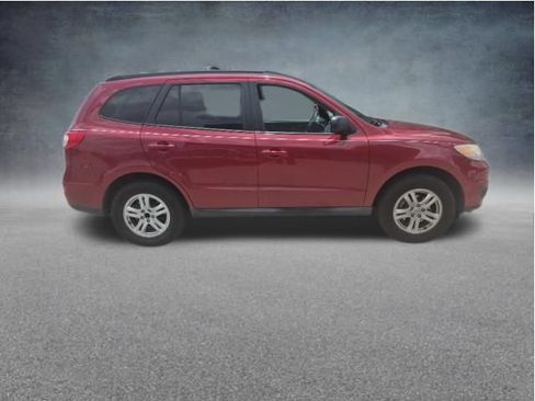 Used 2011 Hyundai Santa Fe GLS FWD image 4