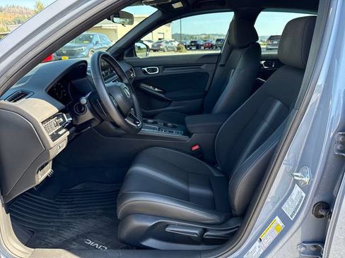 Used 2022 Honda Civic Sport image 16